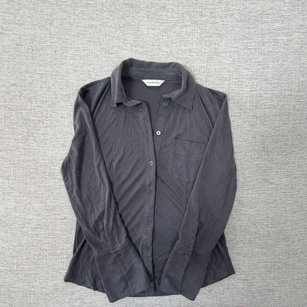 Club Monaco women’s Dark Gray Button-Up Shirt. Size S